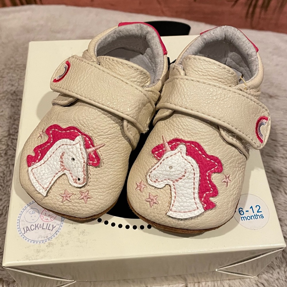 Jack & Lily Unicorn My Mocs Shoes Size 6-12 Months
